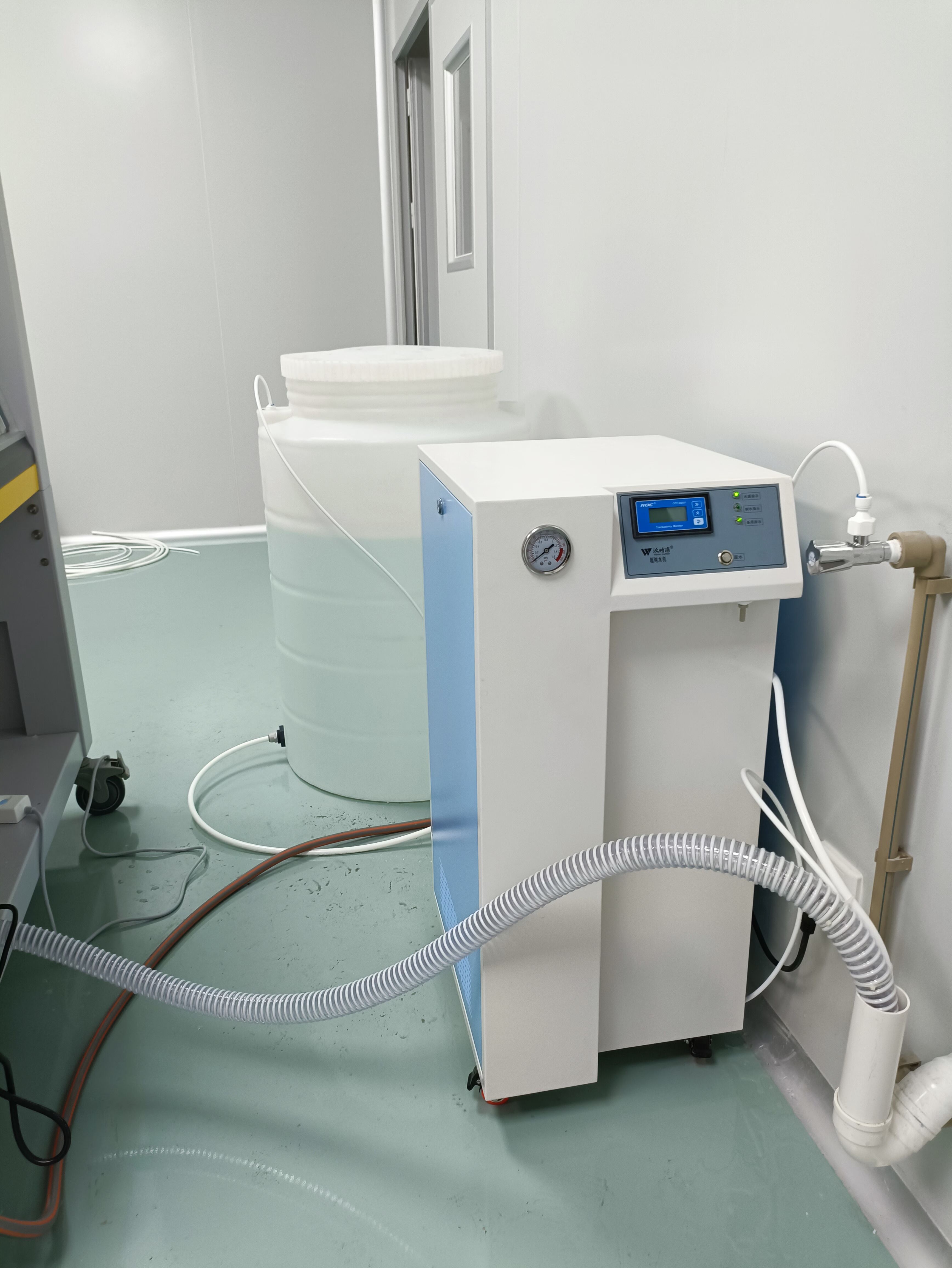 實驗室超純水機安裝圖片 實驗室超純水機安裝圖片